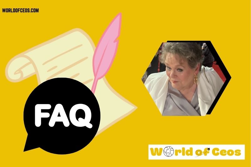 FAQs About Anne Hegerty